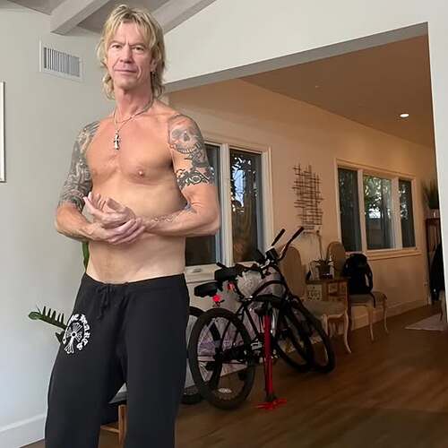 549437354_122194405088292997_3129448951028534079_n